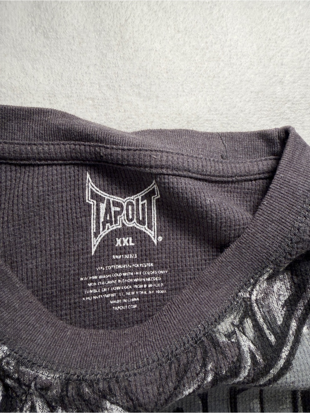 Tapout Skull Graphic Long Sleeve Shirt XXL Gray MMA Y2K Streetwear Waffle Knit - Picture 4 of 6